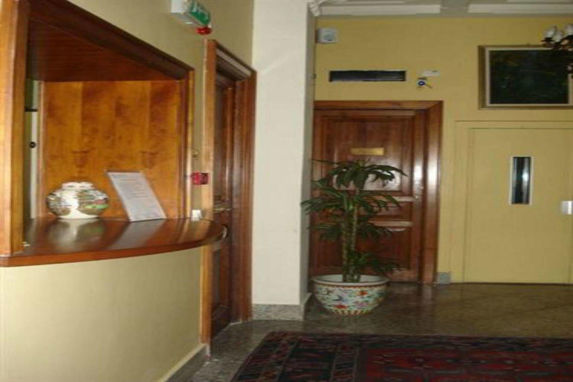 Hotel La Residenza Messina Exteriör bild